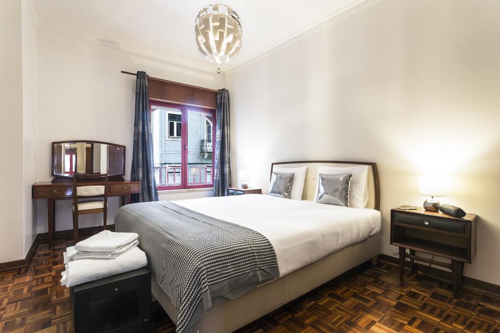 Whome | Damasceno Large Apartment #39 Лиссабон Экстерьер фото