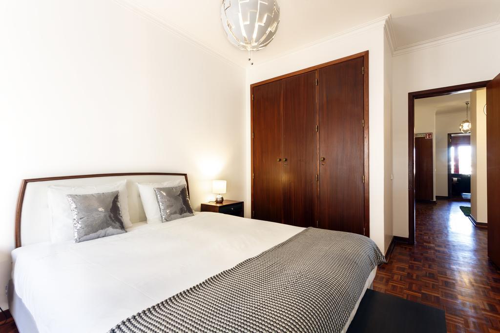 Whome | Damasceno Large Apartment #39 Лиссабон Экстерьер фото